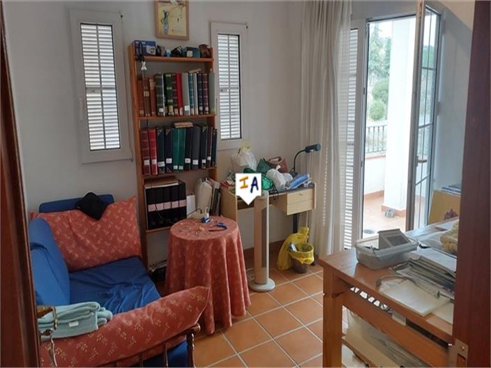 Image No.8-5 Bed Villa for sale