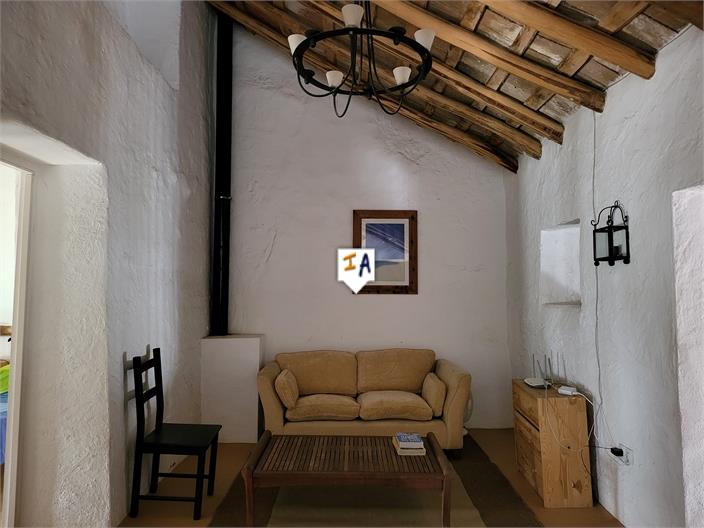 Image No.15-4 Bed House for sale