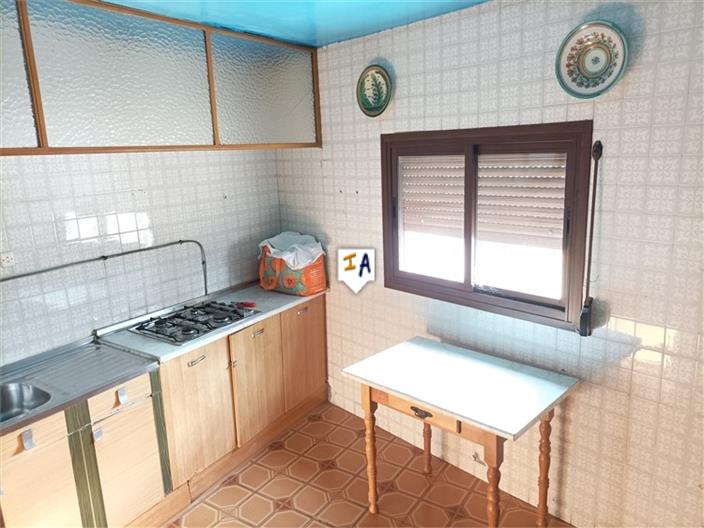 Image No.8-3 Bed House for sale