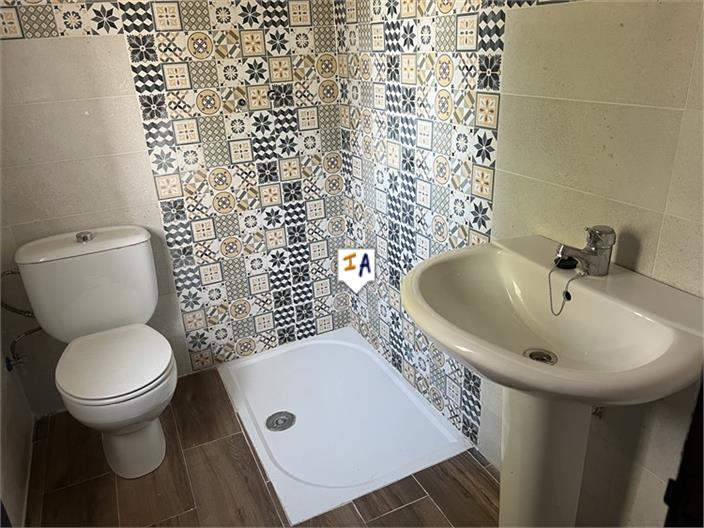 Image No.7-2 Bed Farmhouse for sale