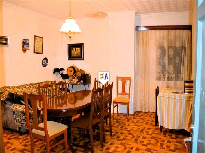 Image No.8-9 Bed House for sale