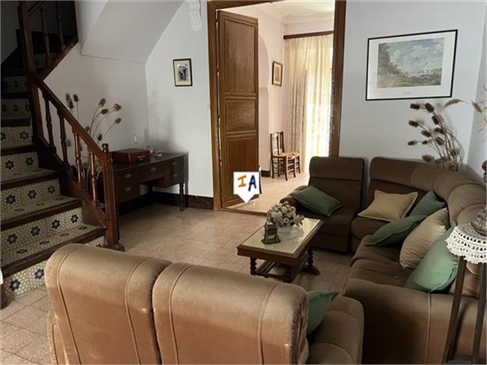 Image No.11-5 Bed House for sale