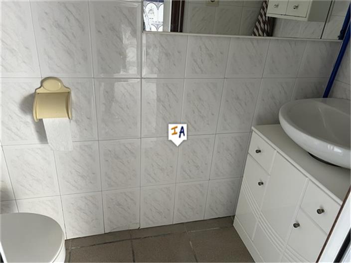 Image No.16-3 Bed House for sale