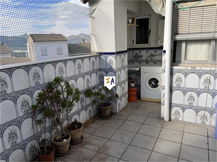 Image No.17-3 Bed House for sale