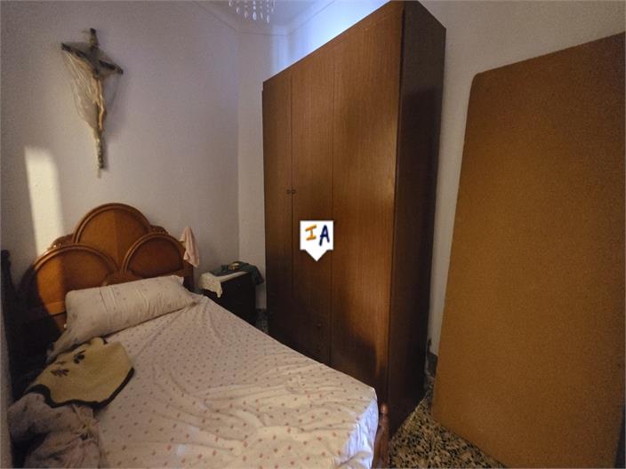 Image No.8-2 Bed House for sale