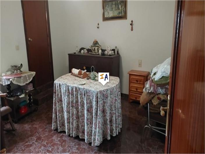 Image No.13-3 Bed House for sale