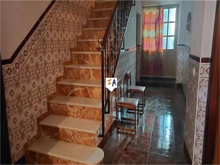 Image No.14-3 Bed House for sale