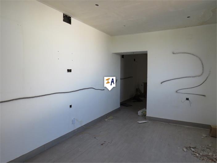 Image No.6-3 Bed House for sale