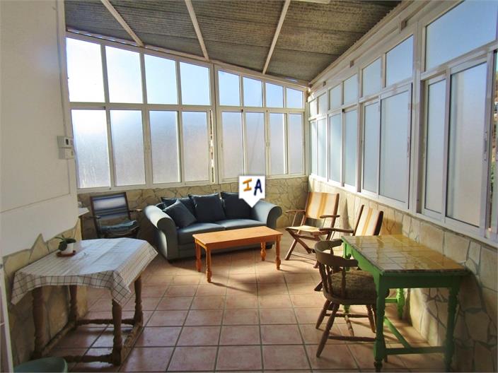 Image No.14-6 Bed House for sale