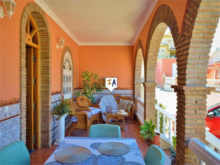 Image No.3-6 Bed House for sale