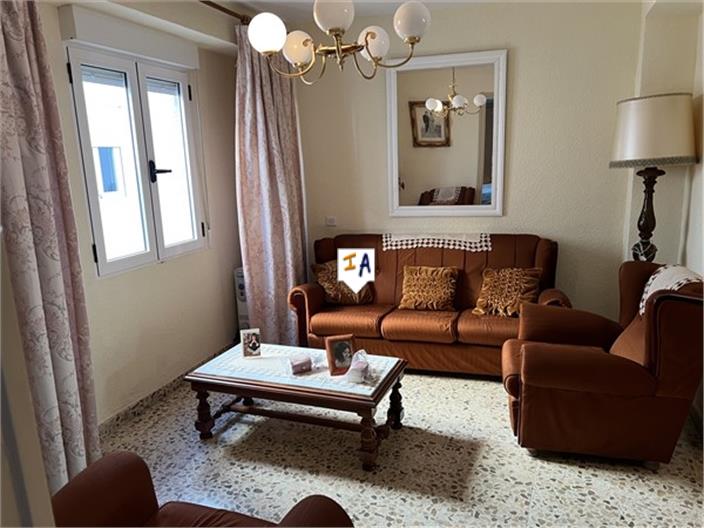 Image No.3-4 Bed House for sale