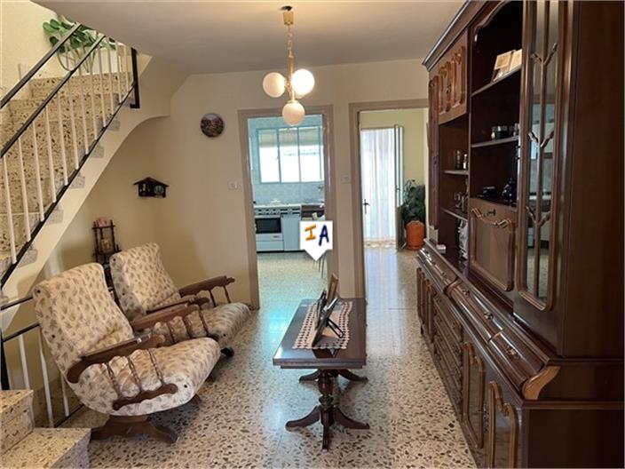 Image No.6-4 Bed House for sale