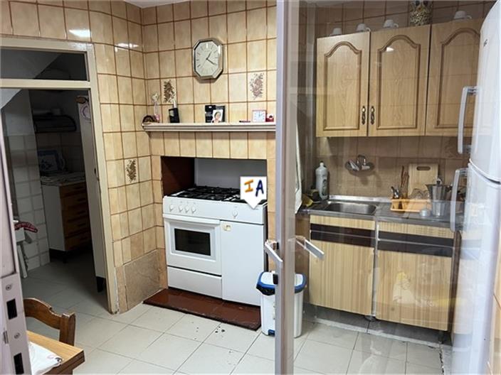 Image No.7-4 Bed House for sale