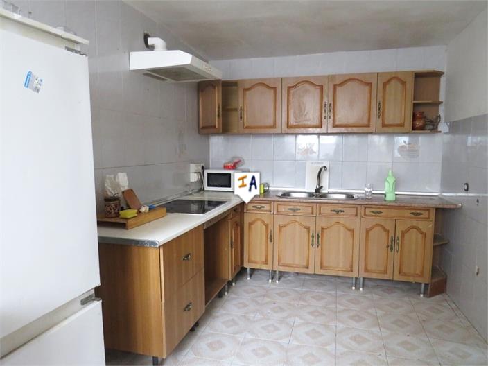 Image No.13-5 Bed House for sale