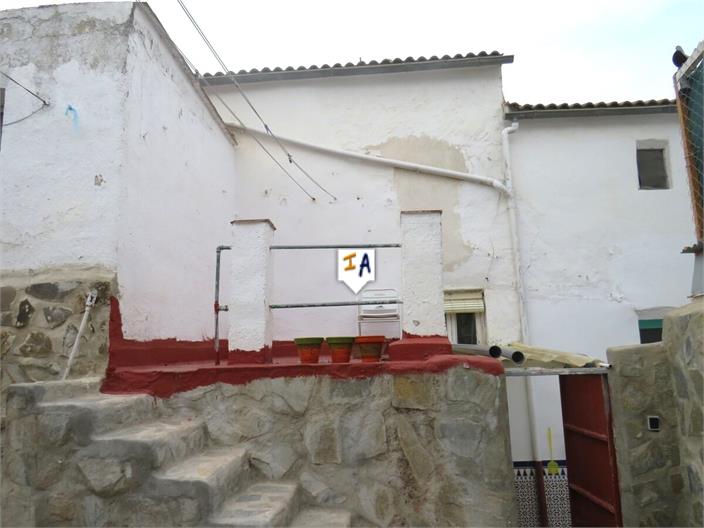 Image No.17-5 Bed House for sale