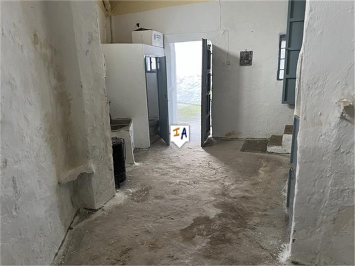 Image No.13-5 Bed House for sale