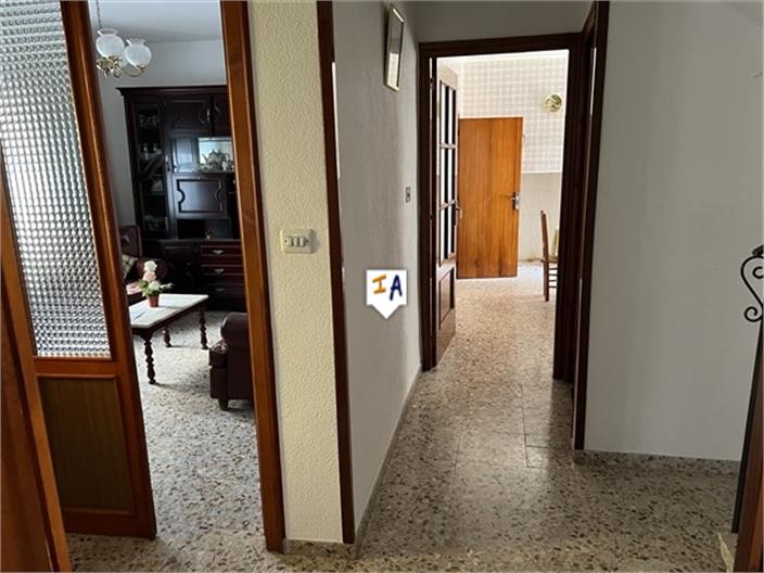 Image No.15-5 Bed House for sale