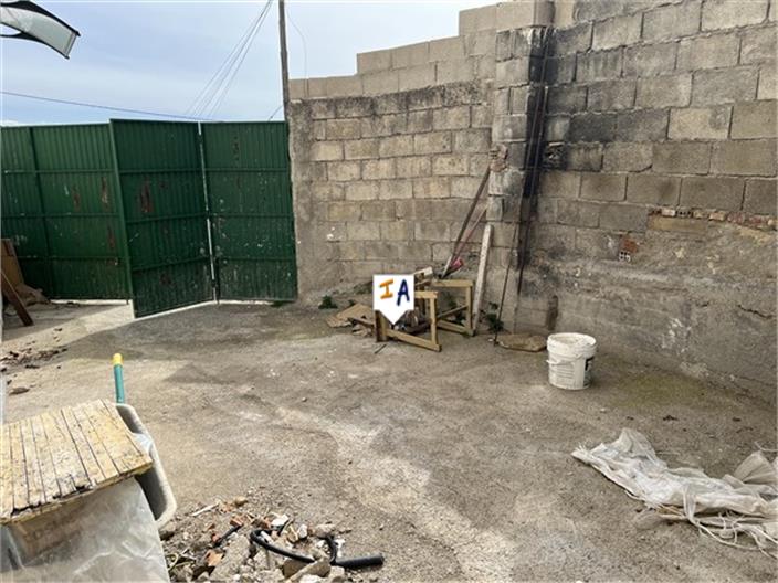 Image No.16-3 Bed House for sale