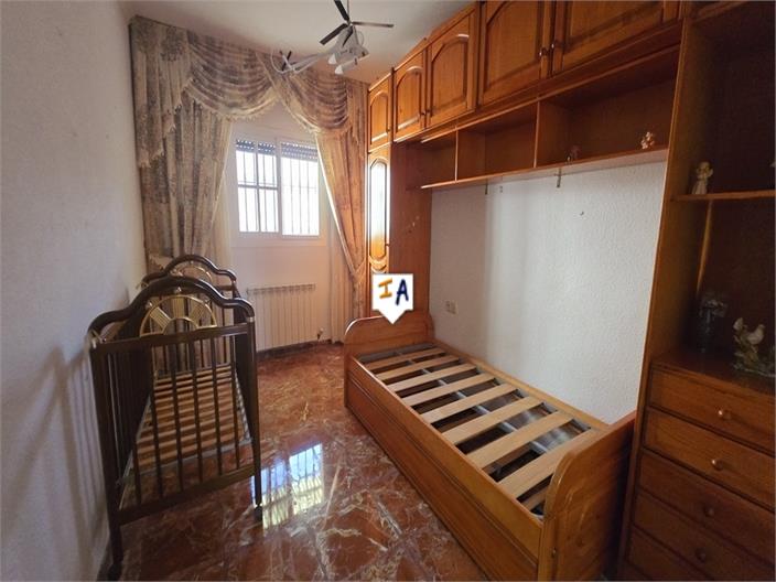 Image No.13-4 Bed House for sale