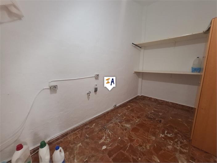 Image No.15-4 Bed House for sale