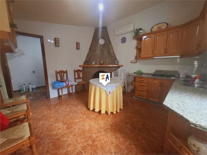 Image No.7-4 Bed House for sale