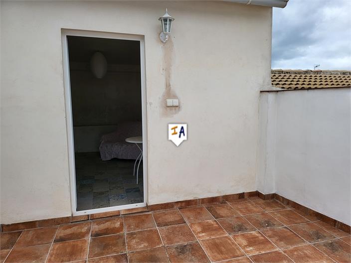 Image No.7-2 Bed House for sale