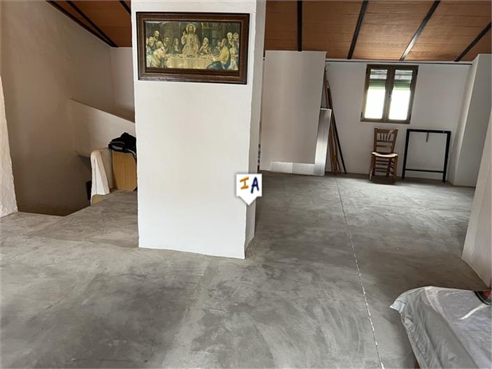 Image No.11-4 Bed House for sale