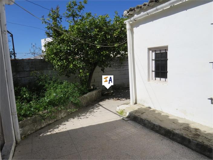 Image No.11-3 Bed Property for sale