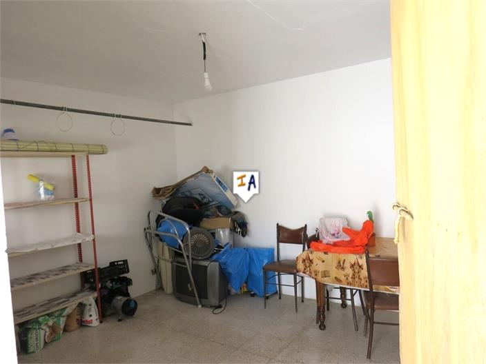 Image No.16-3 Bed Property for sale