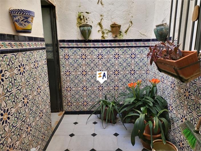 Image No.9-3 Bed House for sale