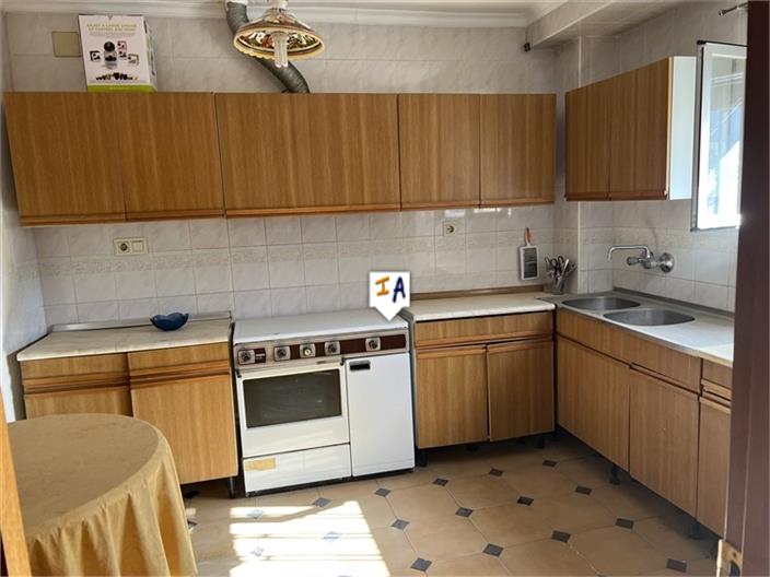 Image No.5-5 Bed House for sale