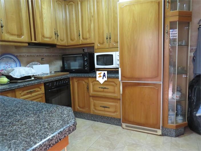 Image No.13-4 Bed House for sale