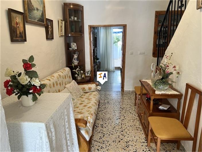 Image No.12-3 Bed House for sale