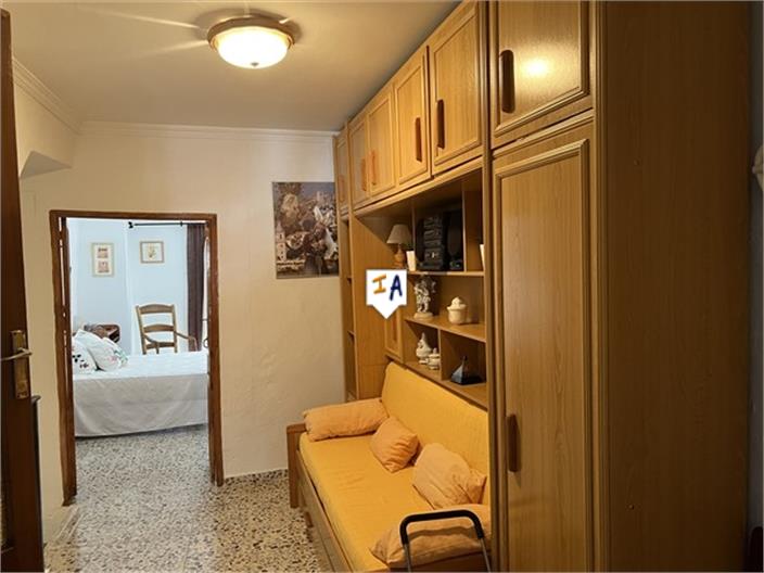 Image No.13-3 Bed House for sale