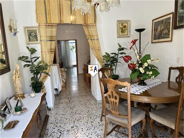 Image No.7-3 Bed House for sale