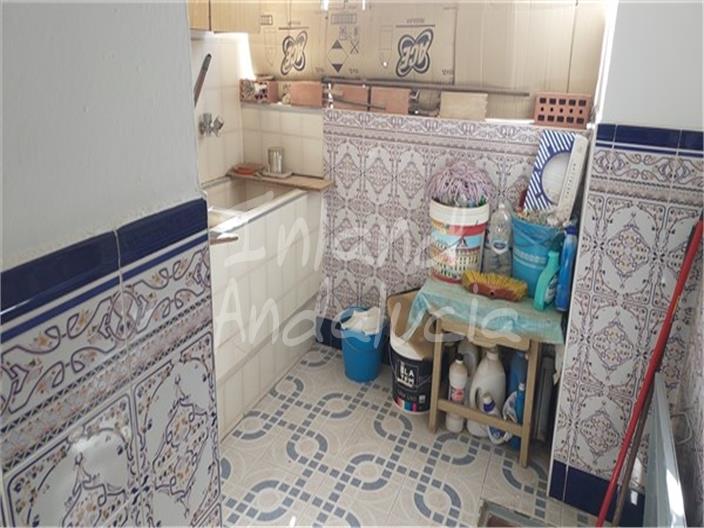 Image No.7-2 Bed House for sale