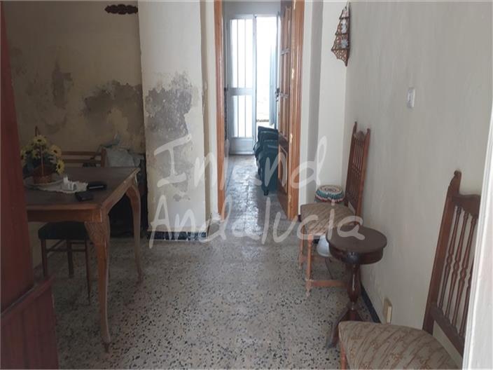 Image No.9-4 Bed House for sale