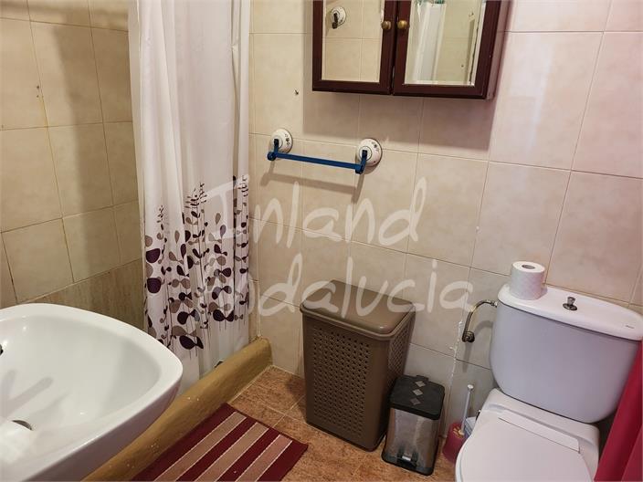 Image No.12-1 Bed House for sale