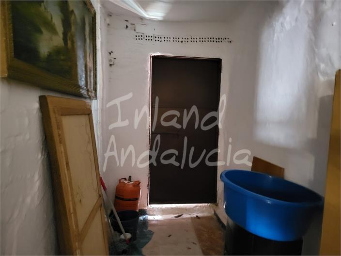 Image No.16-1 Bed House for sale