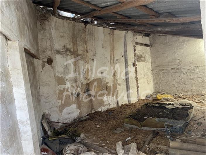 Image No.14-4 Bed House for sale