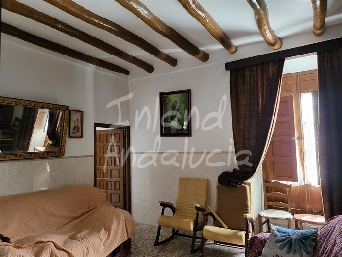 Image No.14-4 Bed Farmhouse for sale