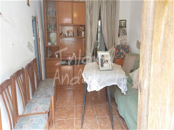 Image No.5-3 Bed House for sale