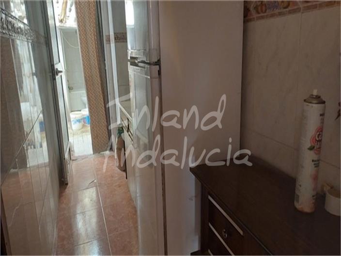 Image No.10-3 Bed House for sale