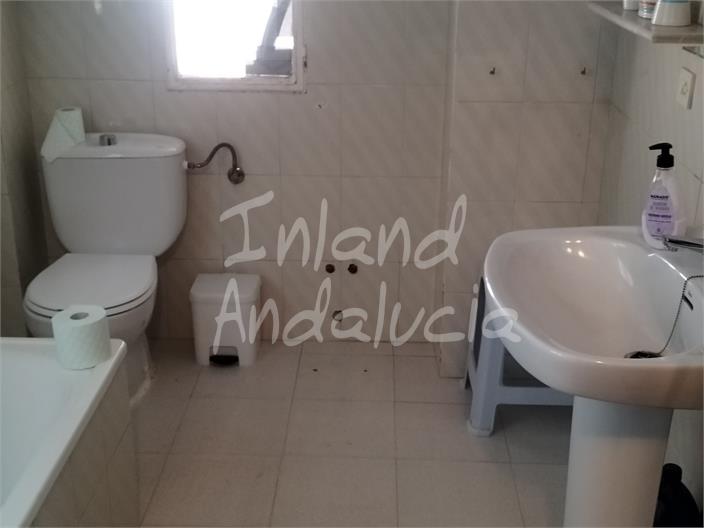 Image No.13-5 Bed House for sale