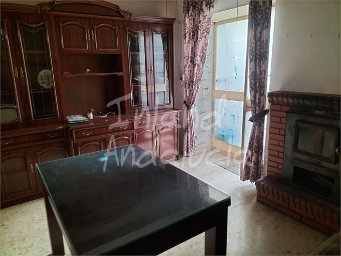 Image No.7-5 Bed House for sale