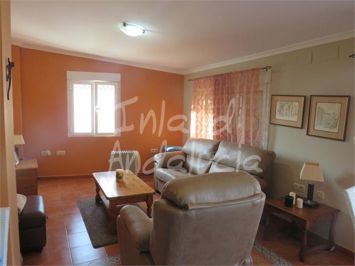 Image No.15-3 Bed House for sale