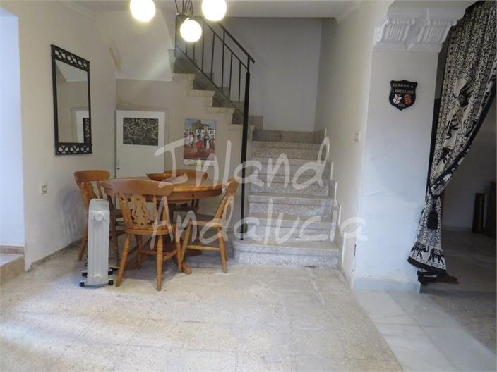 Image No.4-3 Bed House for sale