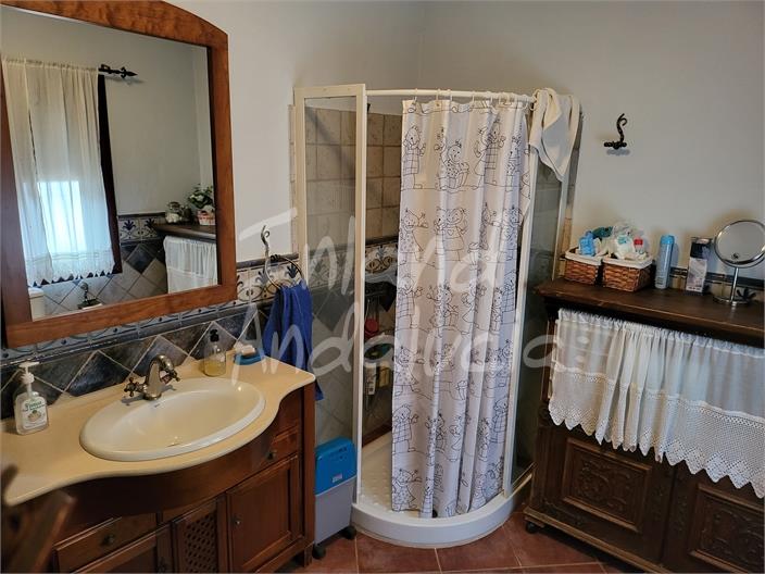 Image No.12-3 Bed Villa for sale