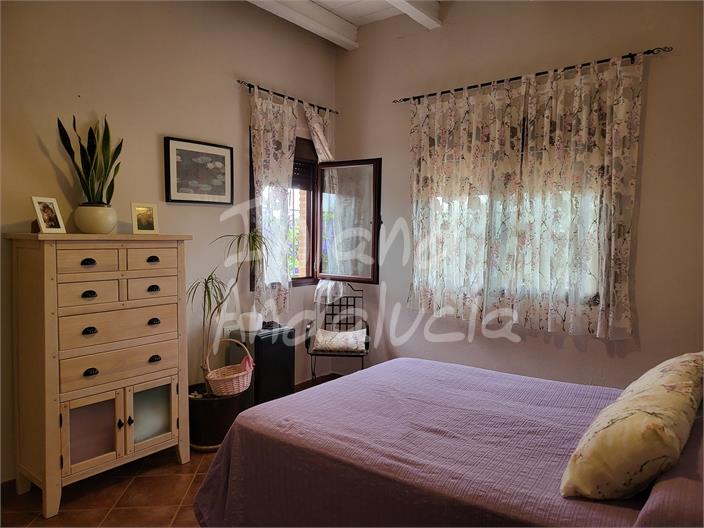 Image No.14-3 Bed Villa for sale