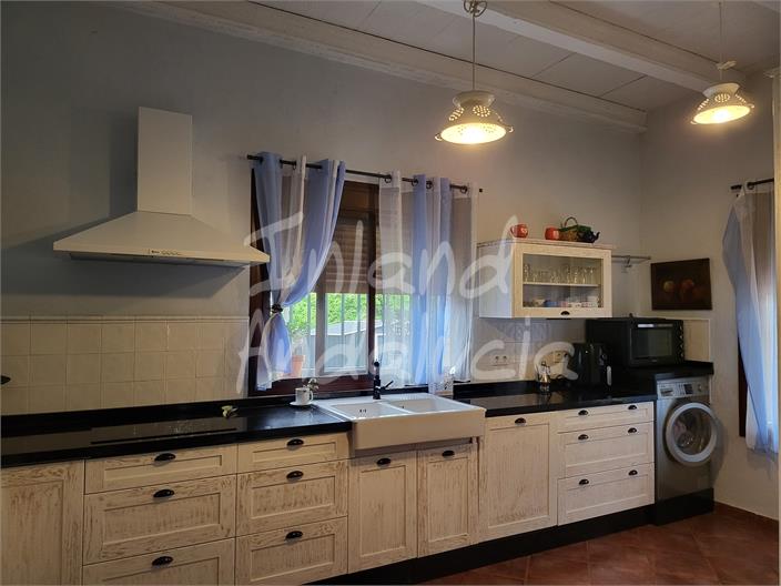 Image No.8-3 Bed Villa for sale